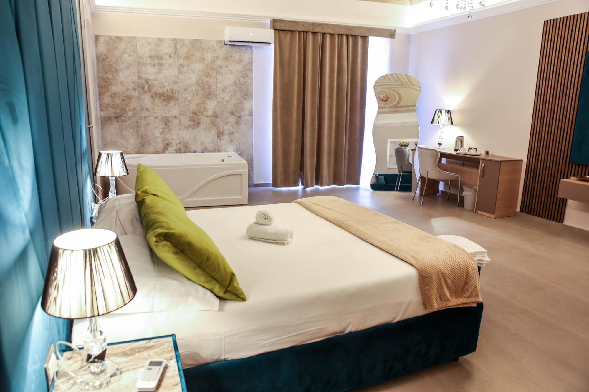B&B Suites&Rooms Piazza Dei Martiri Catania Exterior foto