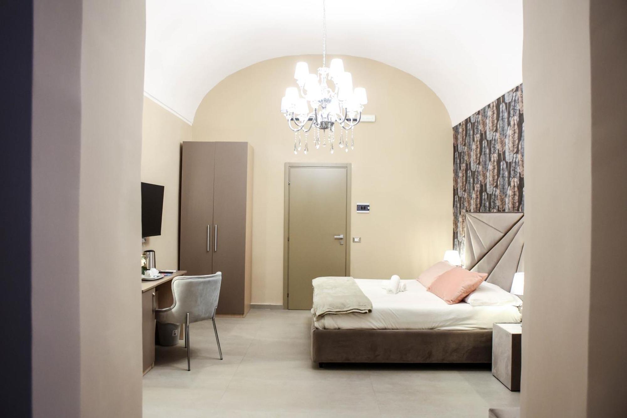 B&B Suites&Rooms Piazza Dei Martiri Catania Exterior foto